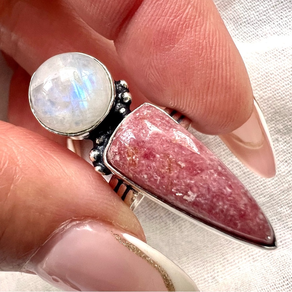 925 LOVE + PEACE Rainbow Flash Moonstone Rhodonite Ring 6.25